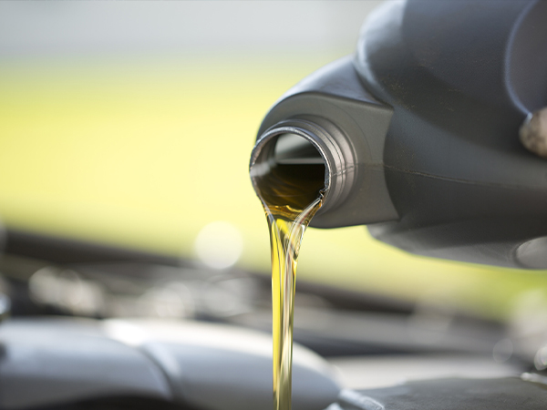 Premium-quality base oil formulated for lubrication and manufacturing. Offers excellent thermal stability and protection across industrial and automotive operations.